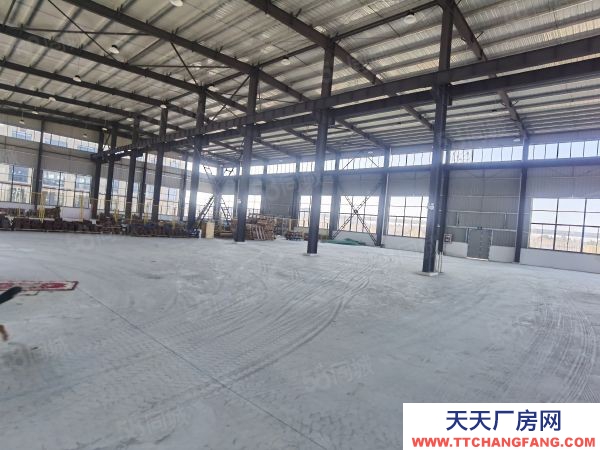 南京市六合區金牛湖街道1300平，能做倉儲加工交通便利，能進出大車