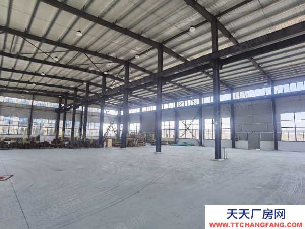 南京市六合區金牛湖街道1300平，能做倉儲加工交通便利，能進出大車