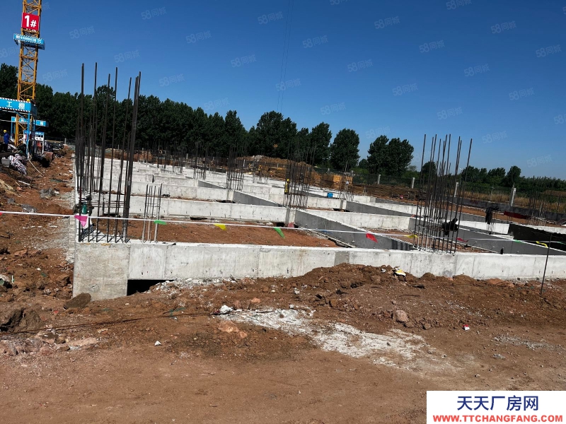 青島市北萊西經開區,獨棟廠房2400出售,緊鄰高速口,,大產權可貸款