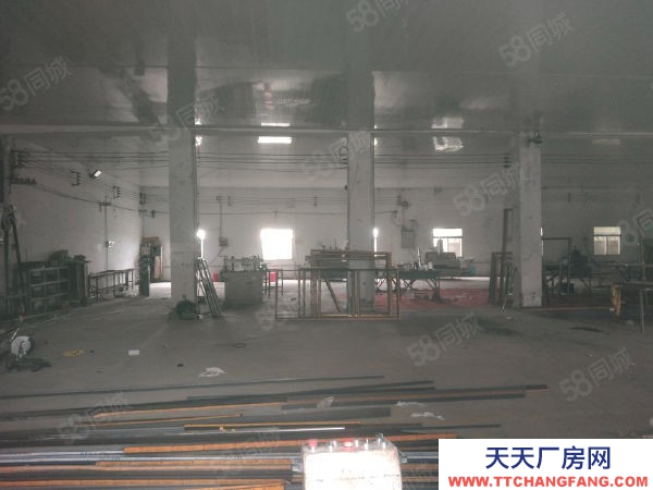 南京市雨花臺(tái)區(qū)祿口馬甫路 單層廠房650平方層高5.5米 適合倉儲(chǔ)加工