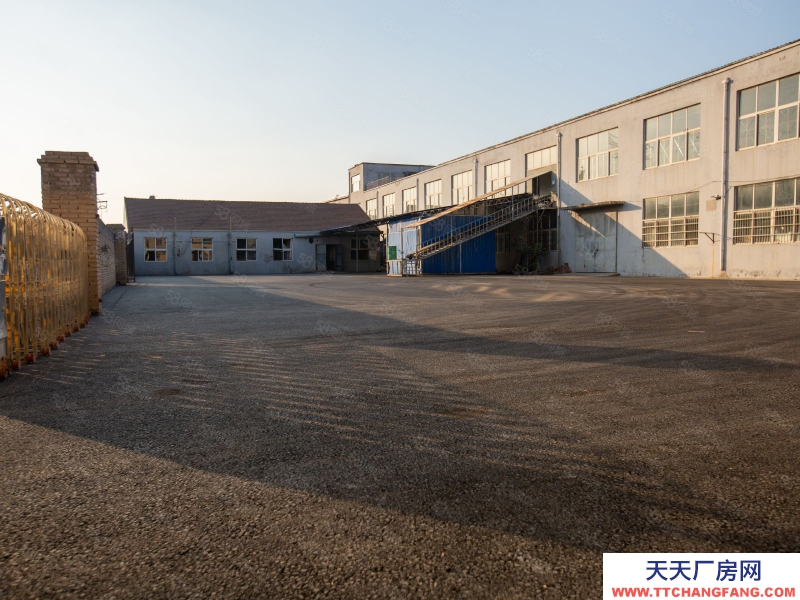 青島李滄出租三層廠房4000（有貨梯傳送帶）