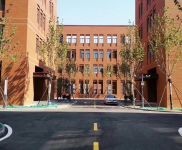 (出售) 武漢黃陂1000平的2層小獨棟，只為打造企業生產的廠房