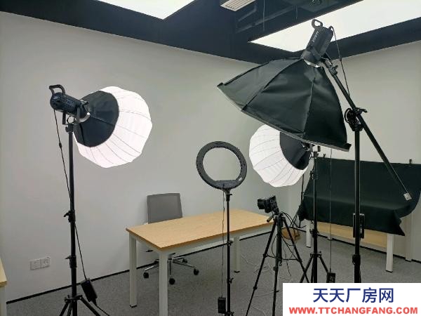 南京市建鄴區直播間場地租賃出租（可單間出租）