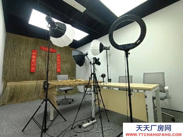 南京市建鄴區(qū)直播間場地租賃出租（可單間出租）