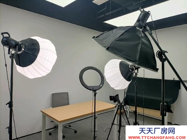 南京市建鄴區(qū)直播間場地租賃出租（可單間出租）