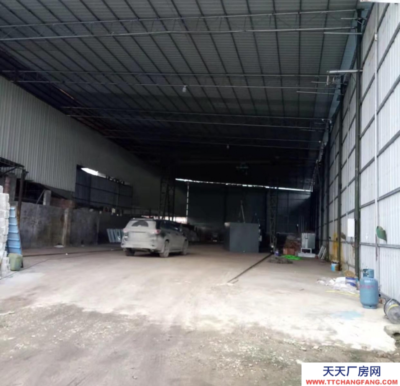 南寧市西鄉(xiāng)塘區(qū)(出租) 國(guó)道324路邊，大車出入方便。