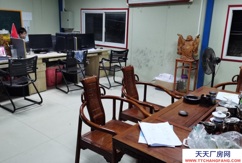 (出租) 有航吊!適合各種生產(chǎn)和加工!