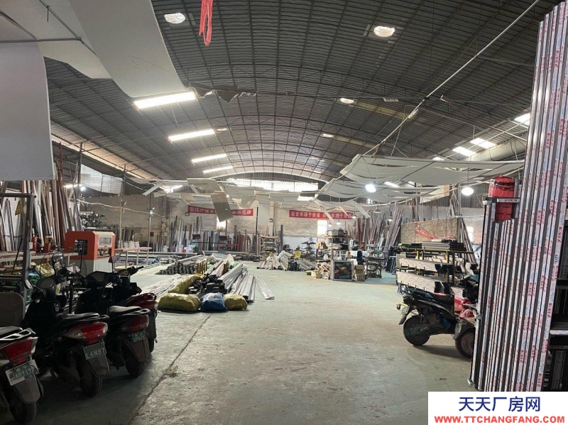 南寧市西鄉(xiāng)塘區(qū)(出租) 位于秀廂大道天地源建材市場(chǎng)后面