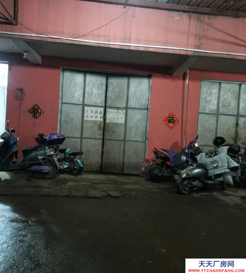 (出租) 南昌青云譜區上海南路和墅溪路交叉口，有個院子，交通方便，有三相四線電。