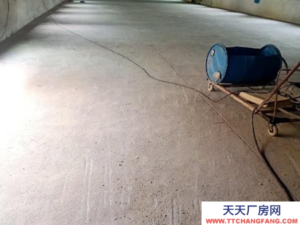 (出租) 南昌進賢縣自帶變壓器，院內有空地5000平方