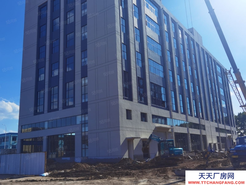 青島城陽現房!買1000平送400平,帶電梯貨梯,位置好,性價比高