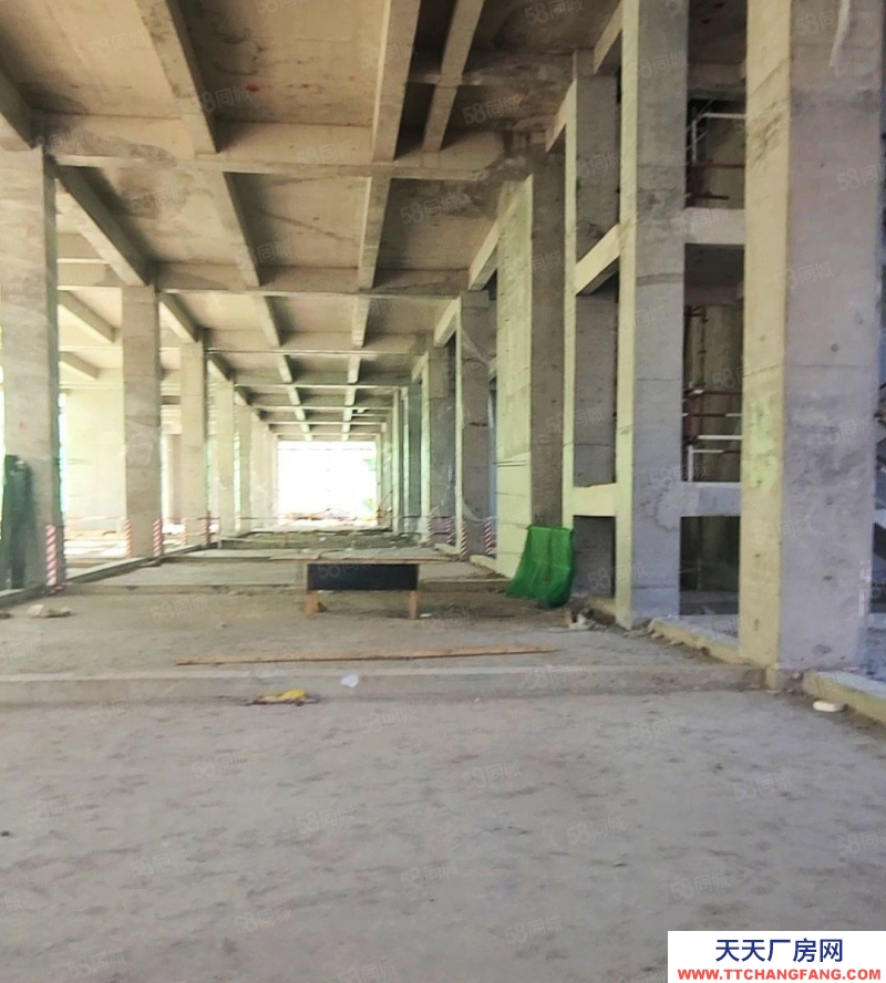 青島李滄北城陽南萬象云谷550平廠房出售