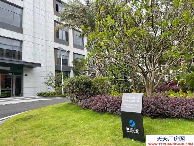 (出售)深圳寶安 7字頭50年紅本廠房!珠海高新區獨棟分層,貨梯外置高使用率