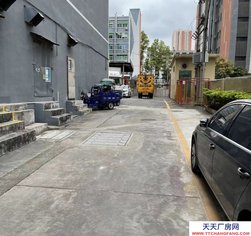 (出售) 深圳龍崗坂田工業園 紅本廠房宿舍8682平米 距地鐵口200米