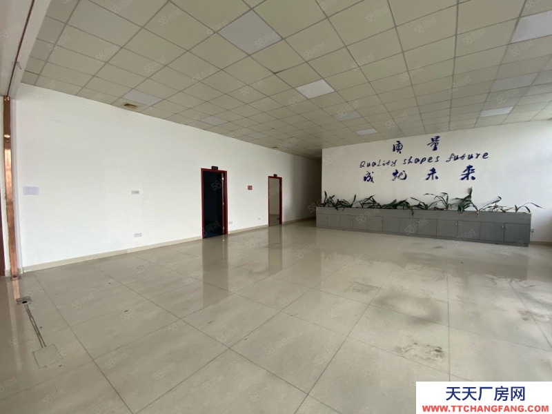 (出租) 超低價格!深圳鹽田沙頭角1000平一樓花園式廠房空地超大現成裝修