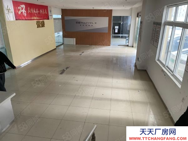 南京市玄武紅山汽車生活廣場 招體育業態 汽車業態 新能源汽車