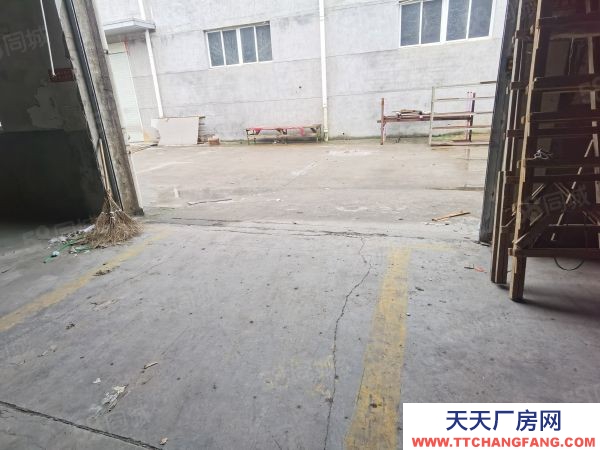 長沙市開福區(qū)大明附近1500平倉庫出租