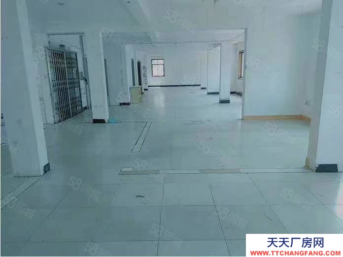 長沙市芙蓉區(qū) 火炬村北300平廠房出租