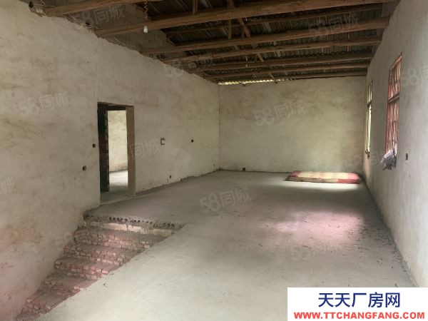長沙市望城區 210平倉庫廠房出租租金便宜位置好