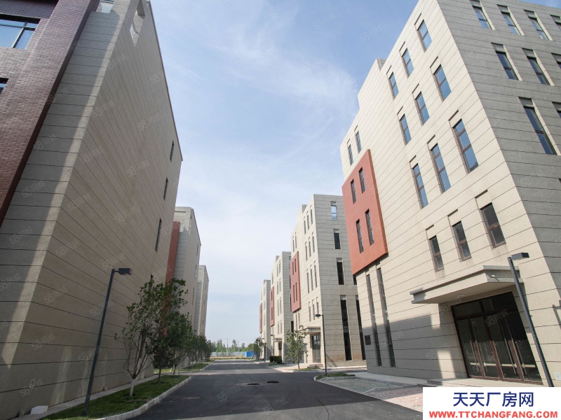 保定 高碑店 高速口，地鐵旁現房獨棟廠房出租可辦公生產庫房