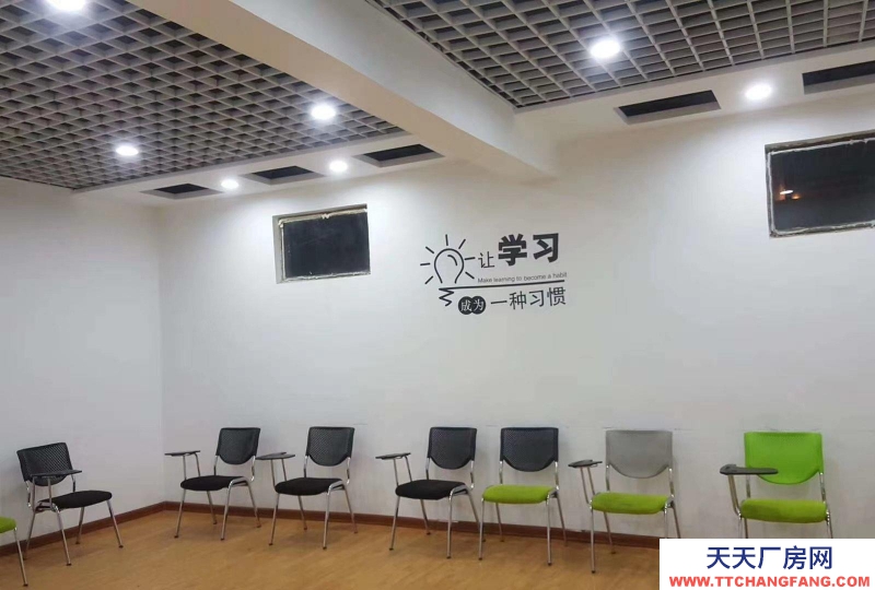 (出租) 東城康莊村二層獨院，880平米，可辦公、餐飲、倉儲