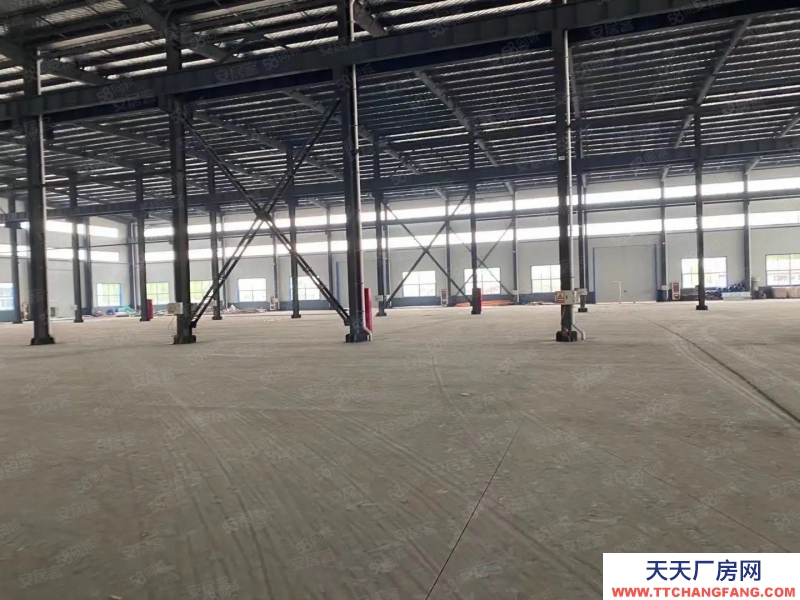 青島萊西高速口高頂廠房出售，2200元一平