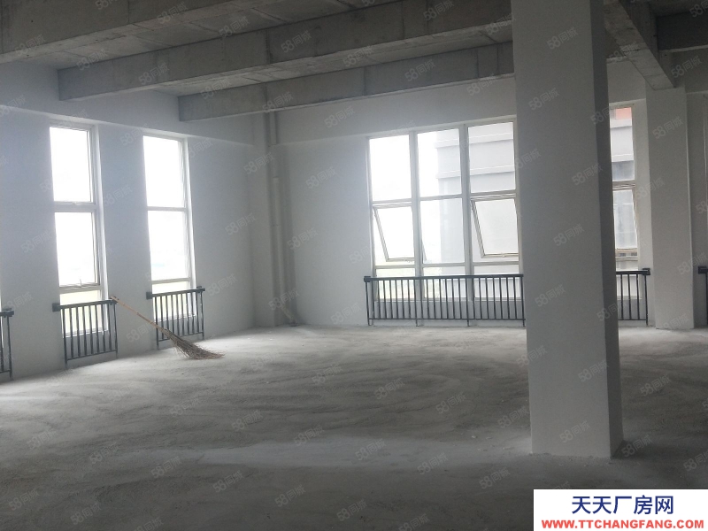 (出租) 合肥長豐崗集1050平鎮(zhèn)中心位置一樓框架結(jié)構(gòu)廠房出租