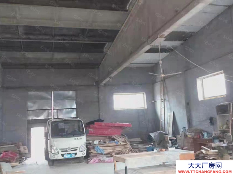 保定 清苑區(qū)大福村廠房帶大院出租