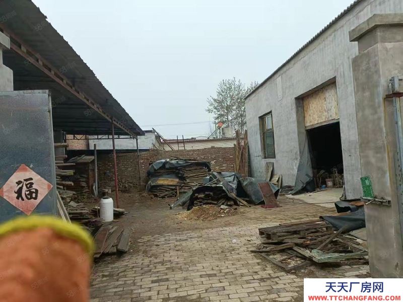 保定 清苑區(qū)大福村廠房帶大院出租