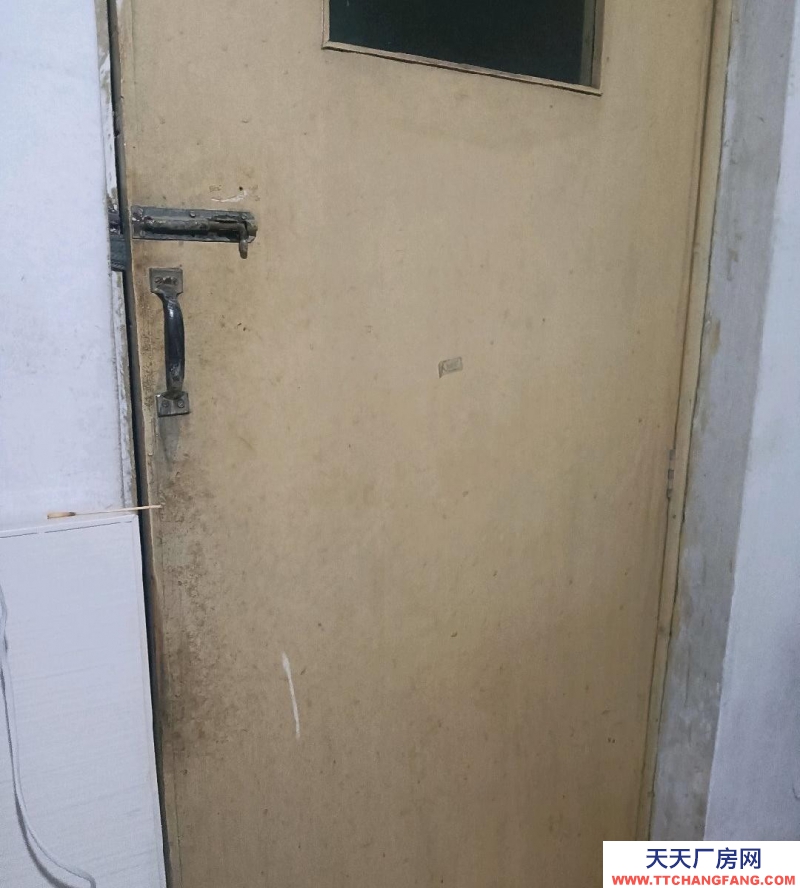 保定 滿城 房子是五間大房,后邊帶套間,廚房