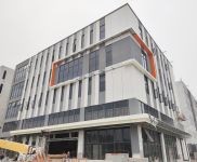 (出售) 宜昌點(diǎn)軍出售政府開發(fā)園區(qū)單層廠房,層高8.1米,獨(dú)立產(chǎn)權(quán)有保障