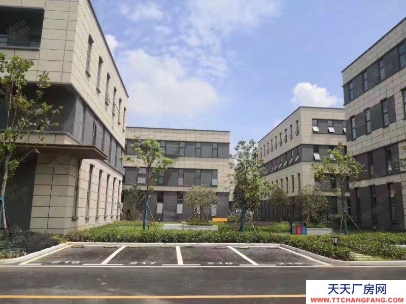 (出租)蕪湖 鳩江區 高速路口,全新廠房,可辦環評,可架行車