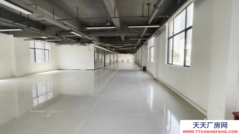 (出租) 深圳南山茶光地鐵站樓頂700平贈送300平陽臺