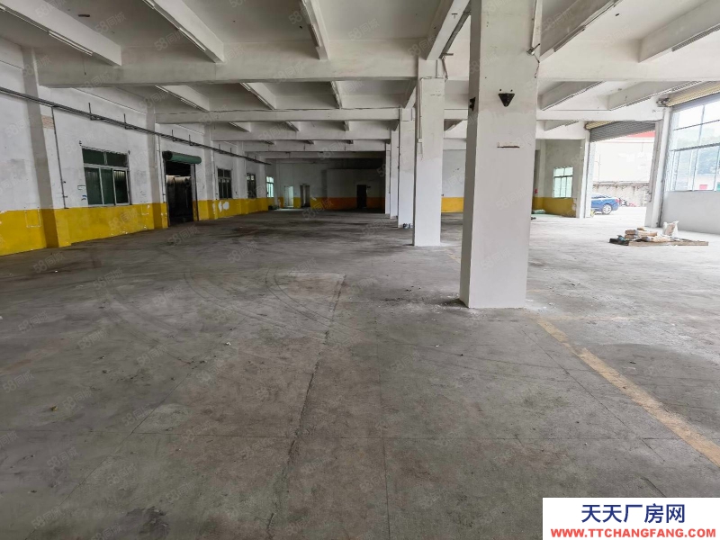 (出租) 深圳龍崗同樂同心路獨院一樓1300平廠房出租。帶辦公室，降價出租