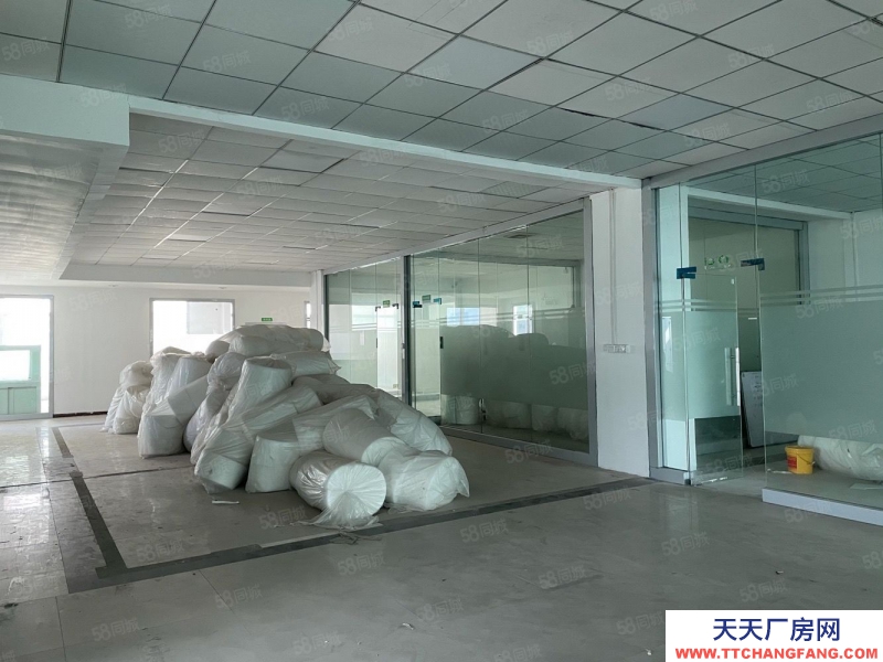 (出租) 深圳寶安福永會展高速口1600平米精裝修無塵車間廠房出租分租低價