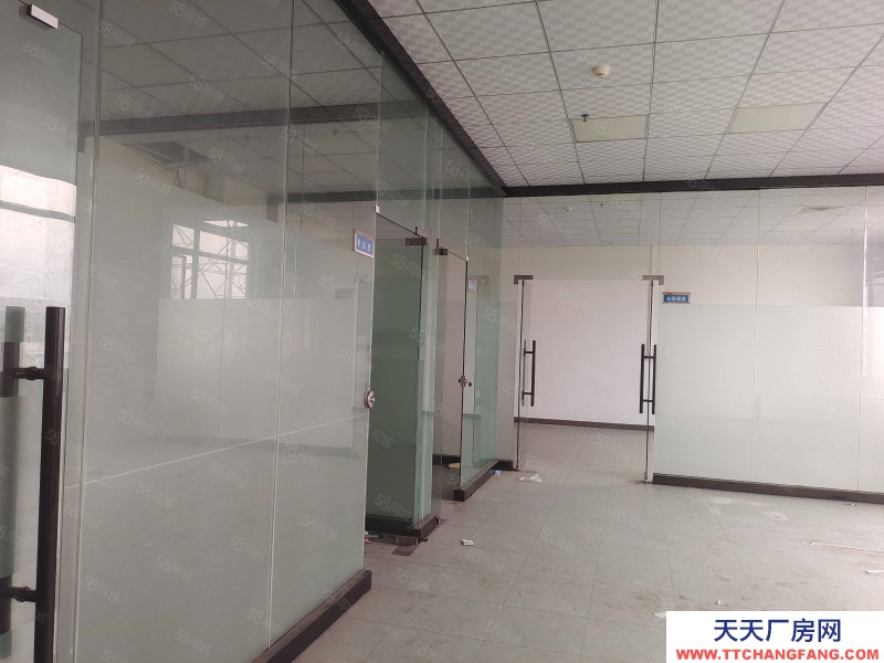 (出租) 東莞虎門鎮(zhèn)北柵工業(yè)園分租二樓整層1580平方廠房出租（低價(jià)出租）