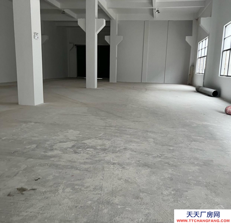 (出租) 蚌埠 蚌山二樓1000平方，有貨梯大車進出方便