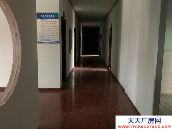 (出租) 道路寬闊，方便停車，環境良好，空曠