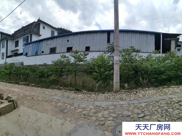 (出租) 三層房帶廠房，交通方便，適合加工，倉庫，小型工廠，快遞分揀。