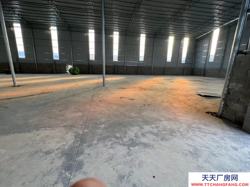 (出租) 南寧市西鄉塘區大路旁邊，可以進大車可以分租