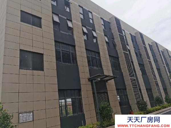 株洲市荷塘區(qū)獨(dú)棟廠房，環(huán)境優(yōu)美，配套齊全，辦公，倉儲(chǔ)，工業(yè)生產(chǎn)均可。