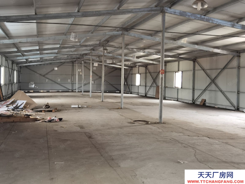 寧波海曙(出租) 集士港工業區三樓600平12塊，有貨梯，可簽5年