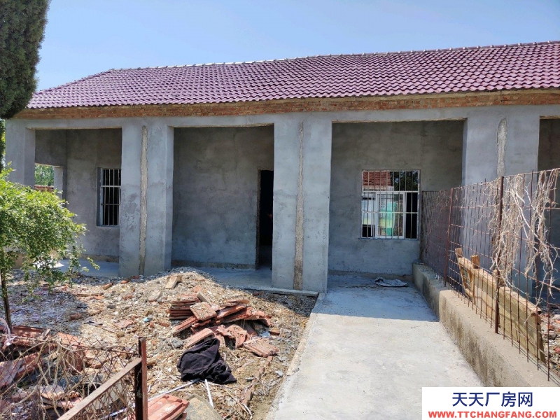 (出租)蚌埠固鎮 房屋面積占地1500平方米左右，含21間房屋及一個大院子。