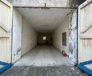 (出租) 荊州市荊州區(qū)獨棟帶院子,廠房整租,面積1萬平方可以做二手商品交易