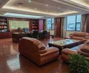 (出租) 荊州市公安縣陽光房、廠房、辦公樓出租、交通便利，價格面議！