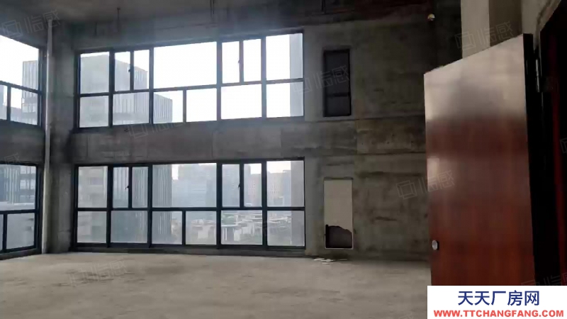 (出售) 廣州禺番區(qū)石基地鐵口，全新廠房單層面積1200平出售，獨(dú)立紅本