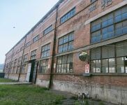 (出租) 十堰茅箭朝陽(yáng)路44廠5000平標(biāo)準(zhǔn)廠房