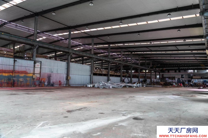 (出租)南寧市西鄉(xiāng)塘區(qū)高新區(qū)高新五路廠房12米高有5噸航吊鋼結構標準廠房倉庫出租