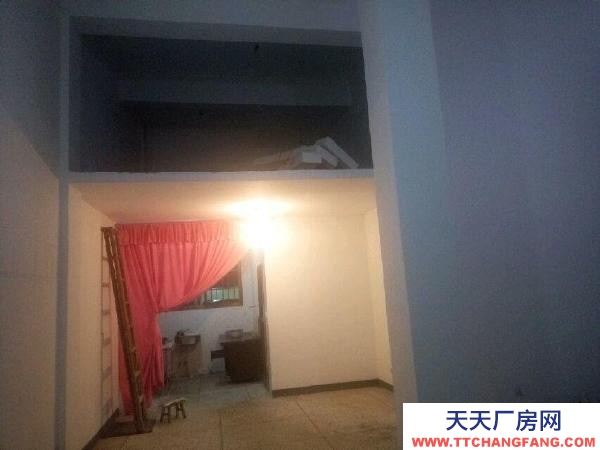 株洲市荷塘區向陽廣場附近，交通便利，停車方便