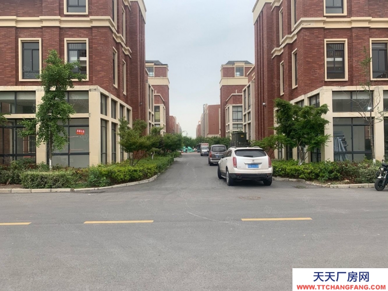 (出售) 阜陽潁泉臨沂商城佳海二期廠房,房東誠心賣包稅,隨時看房